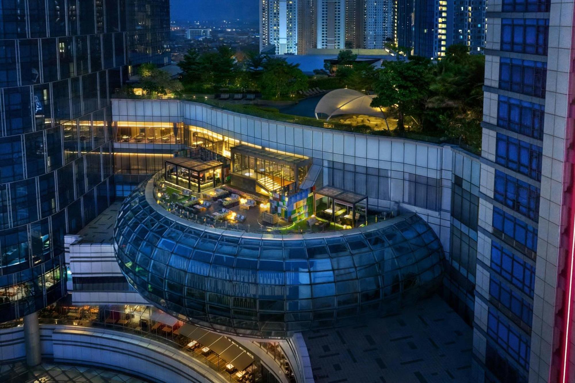 Four Points By Sheraton Surabaya, Pakuwon Indah Exterior foto